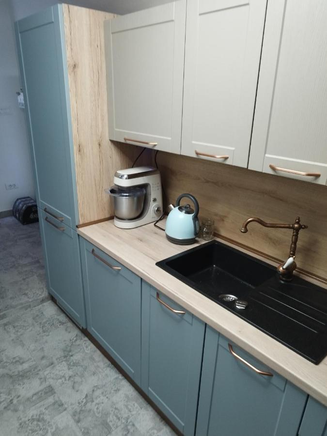 Apartment Antica With Yard & Bbq Split Extérieur photo